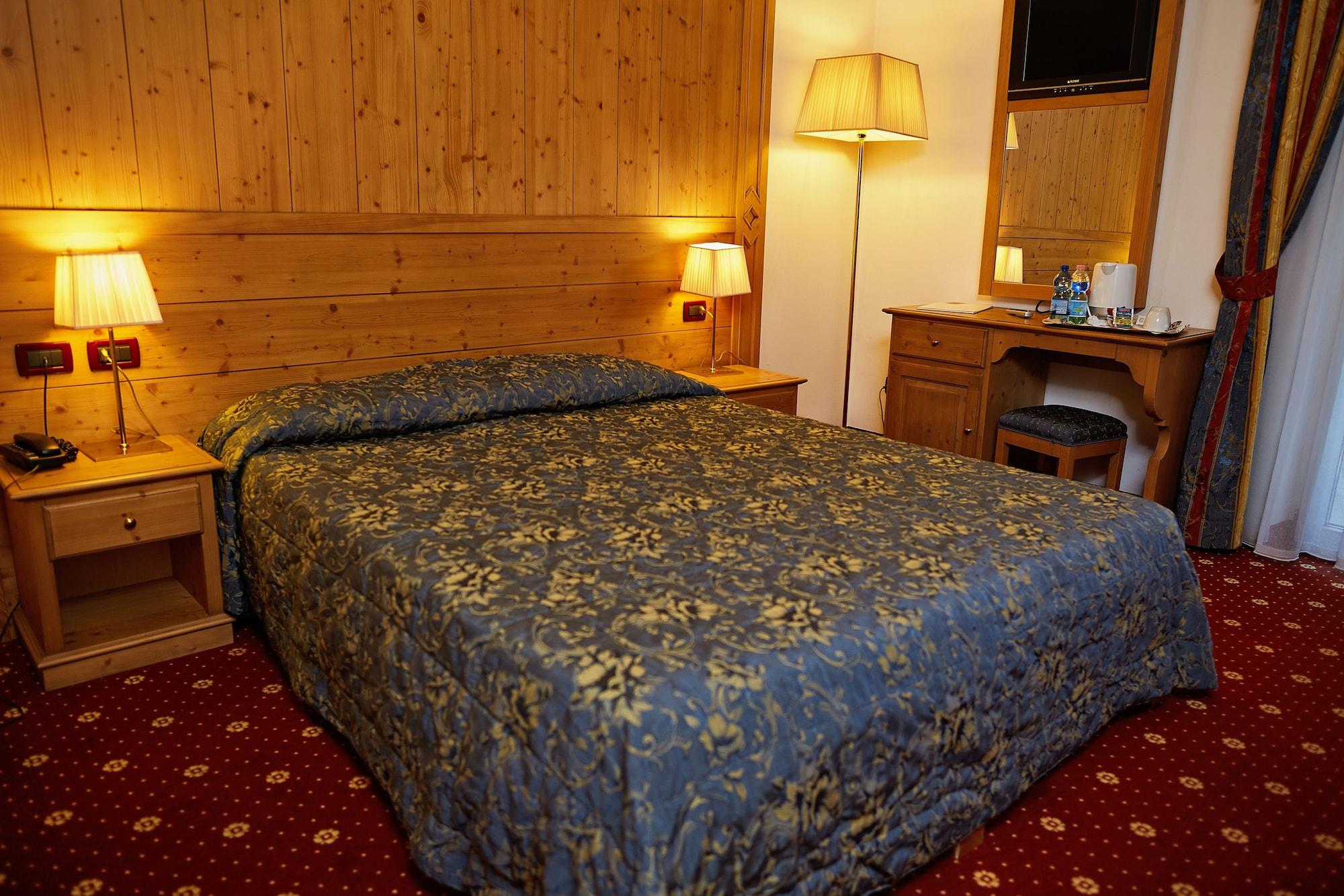 Gh Hotel Monzoni Pozza di Fassa Eksteriør bilde