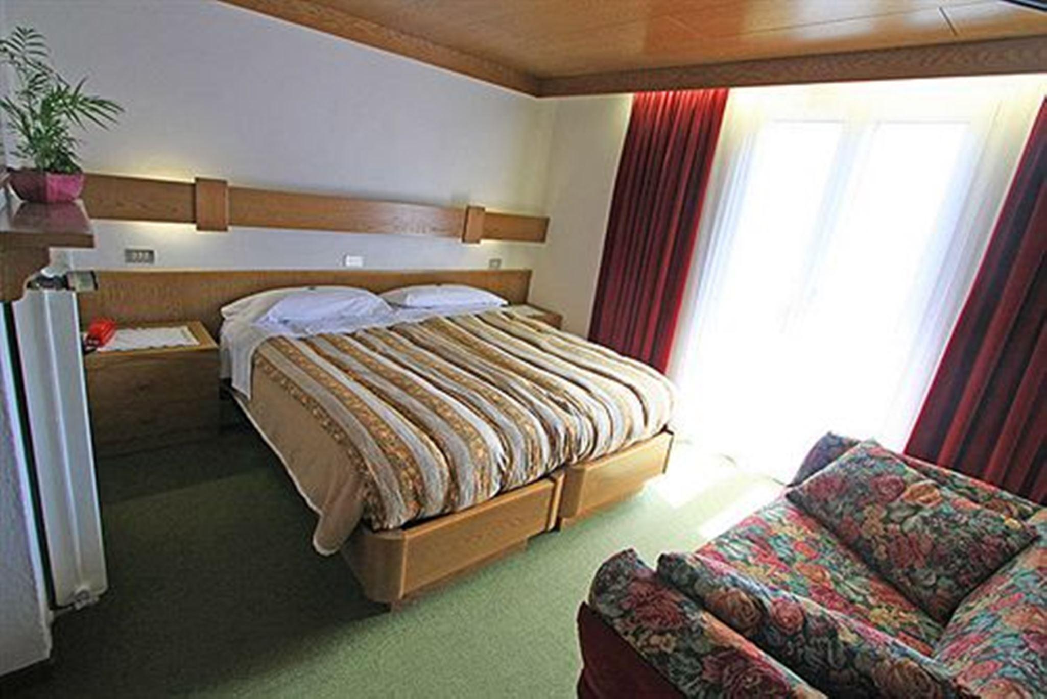 Gh Hotel Monzoni Pozza di Fassa Eksteriør bilde