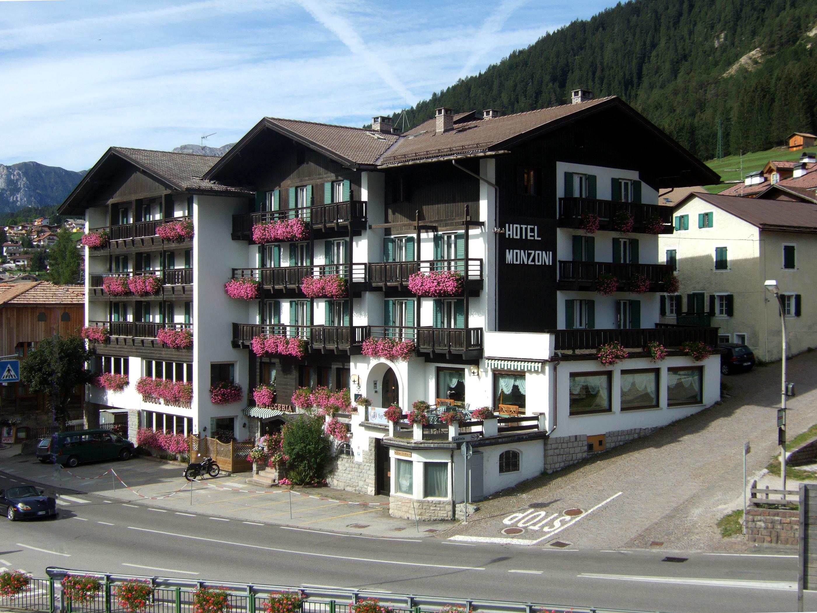 Gh Hotel Monzoni Pozza di Fassa Eksteriør bilde