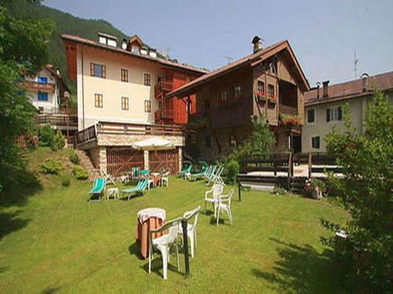 Gh Hotel Monzoni Pozza di Fassa Eksteriør bilde