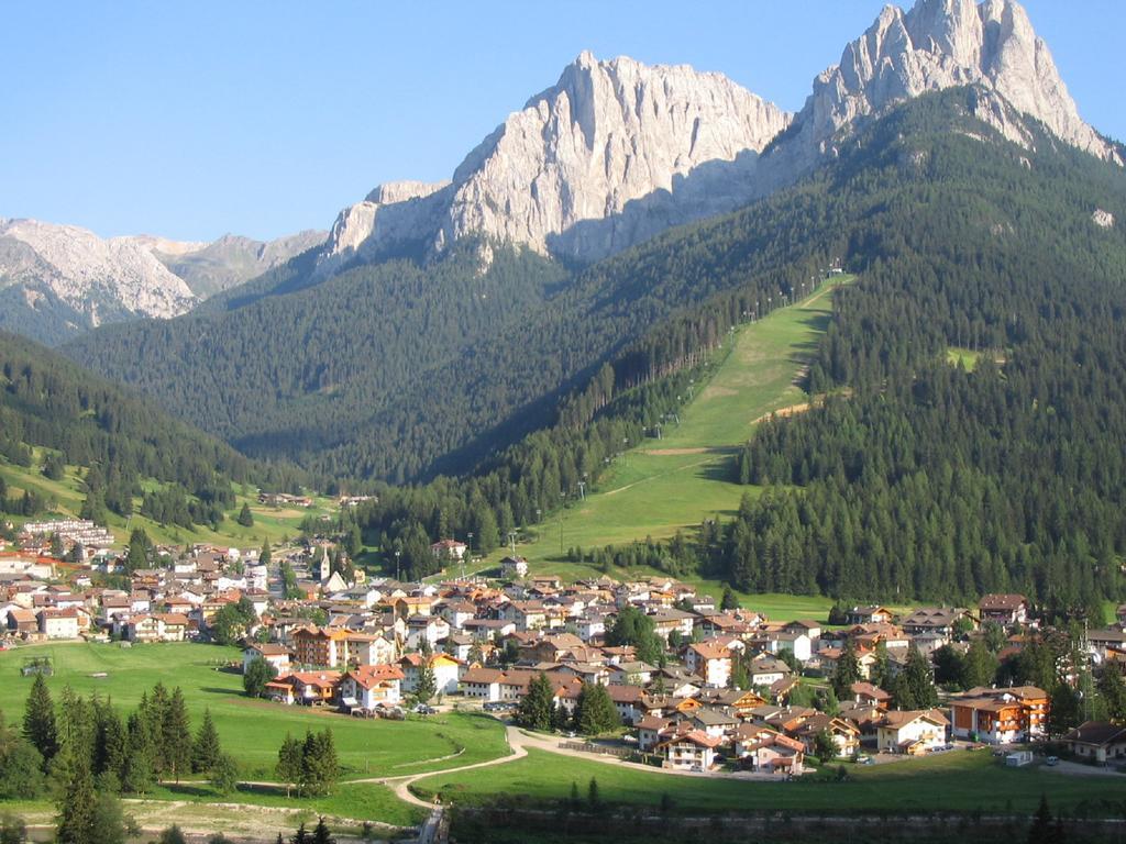 Gh Hotel Monzoni Pozza di Fassa Eksteriør bilde