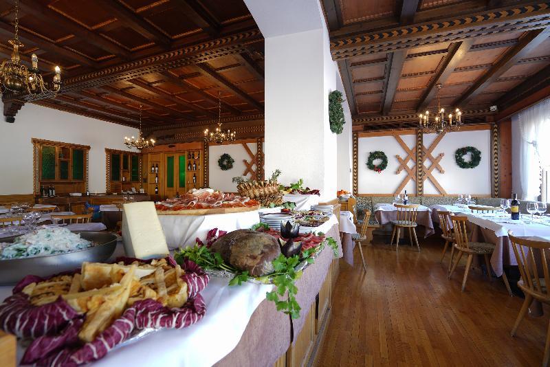 Gh Hotel Monzoni Pozza di Fassa Eksteriør bilde
